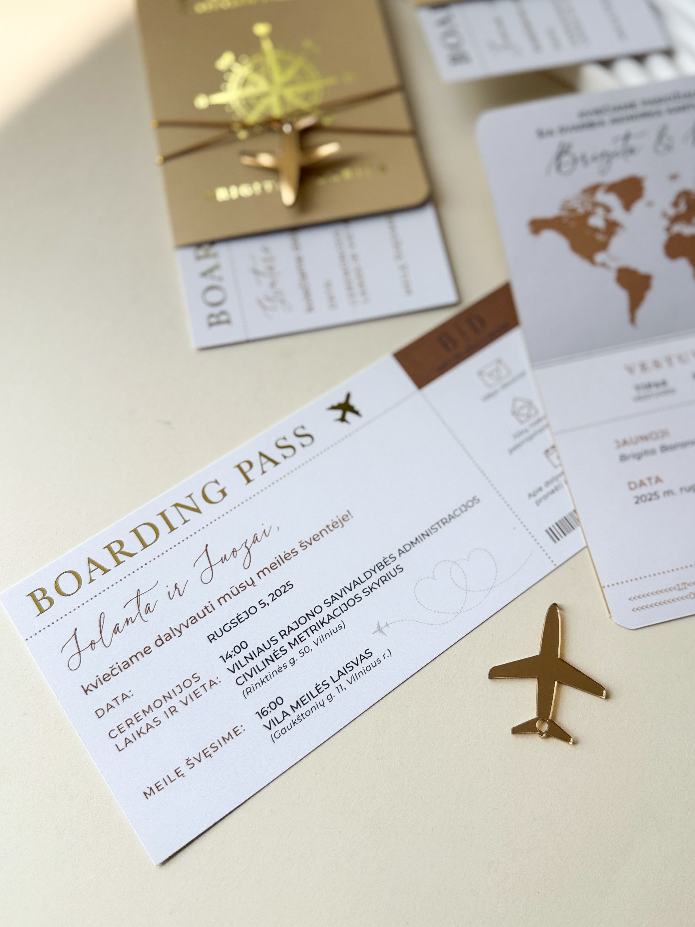 Kvietimas "FLY ME TO THE..."