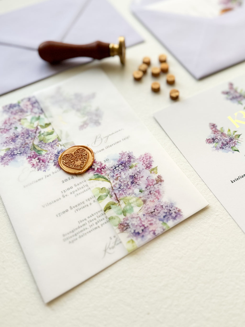 Kvietimai „LILAC“