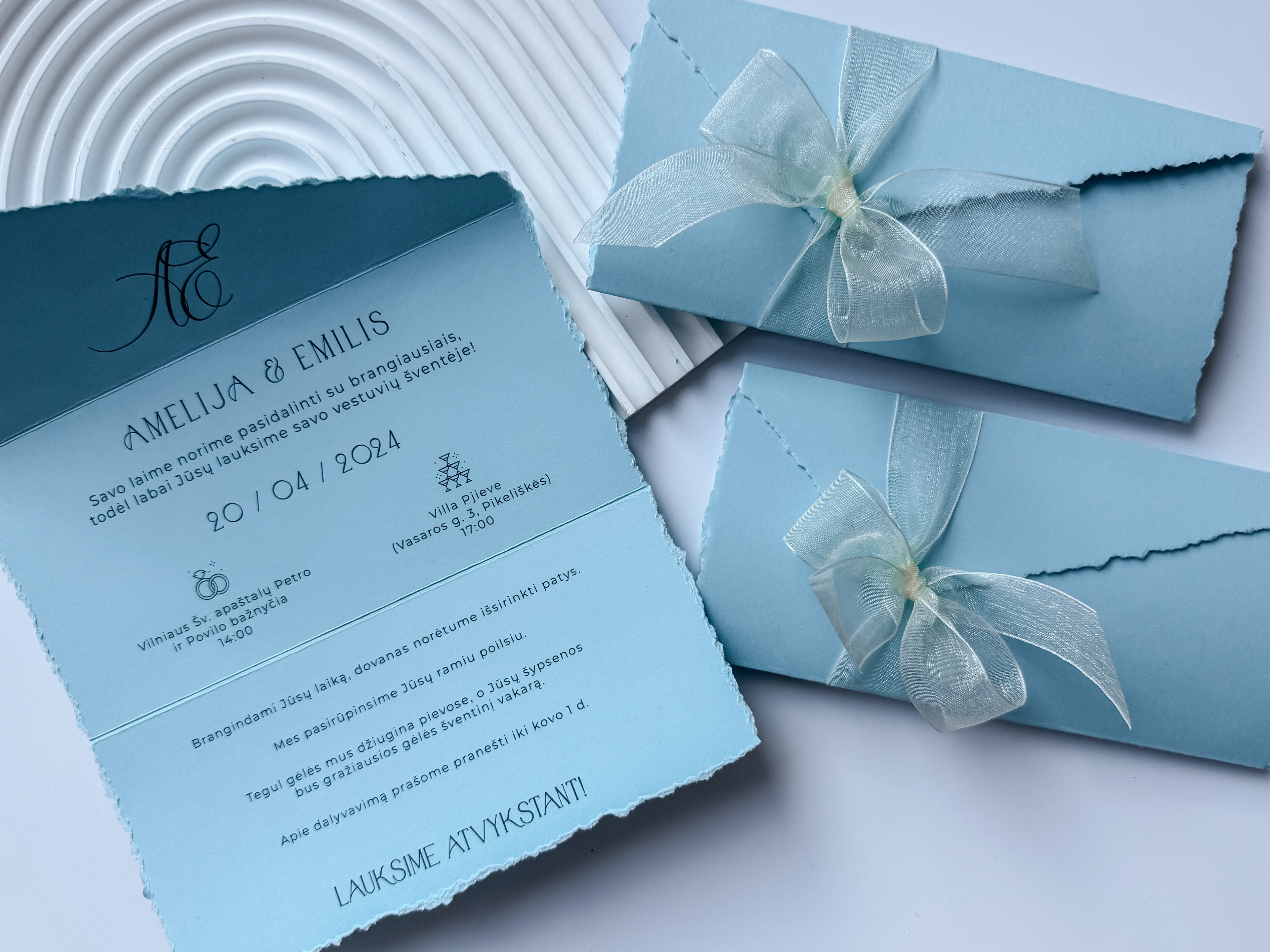 Kvietimas "BETWEEN US"