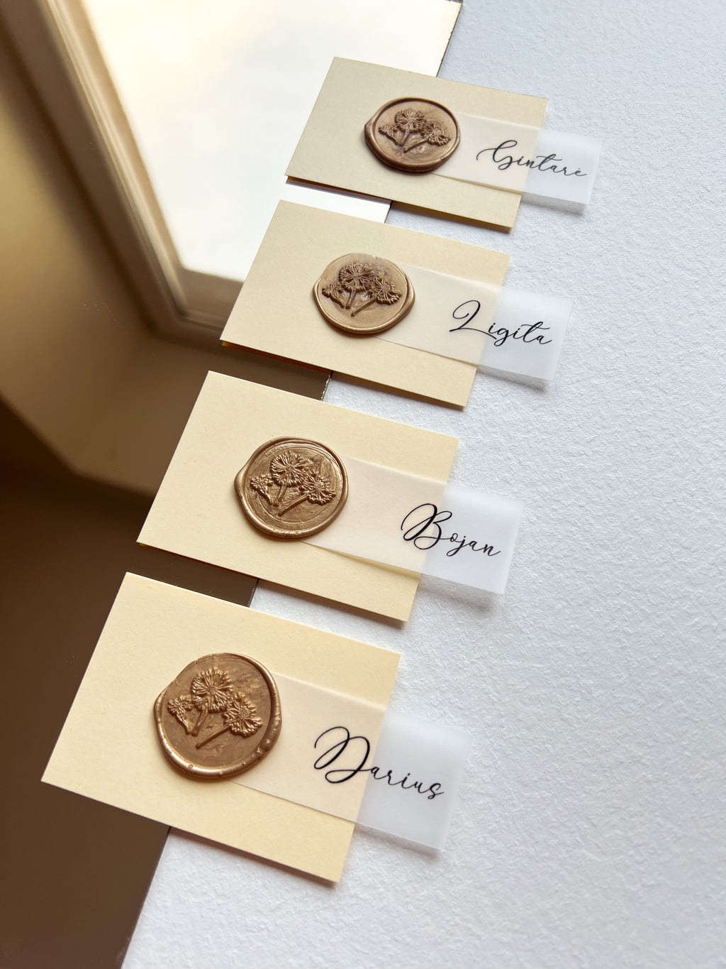 Stalo kortelės "IN LOVE"