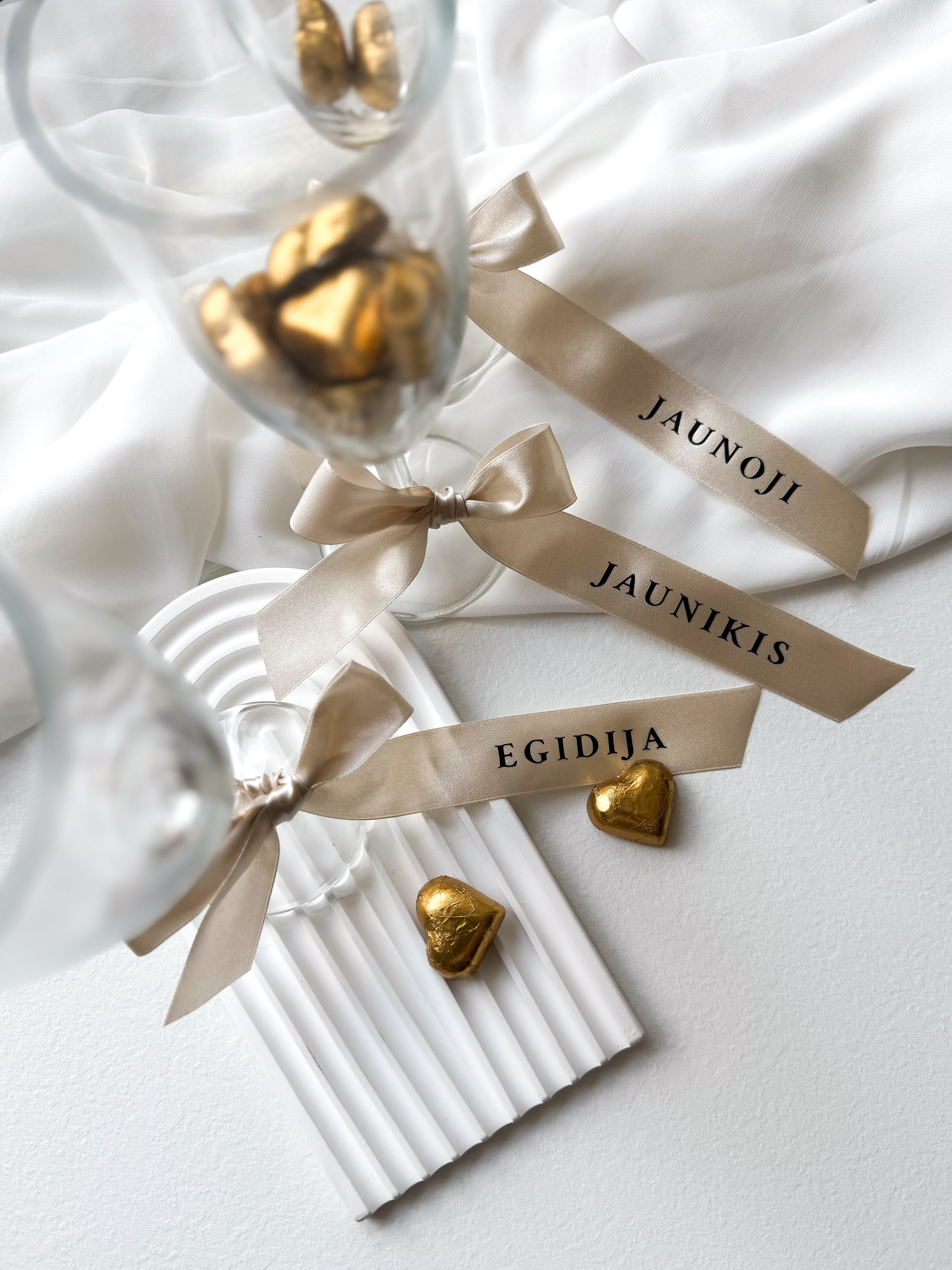 Stalo kortelės "Kaspinėlis"