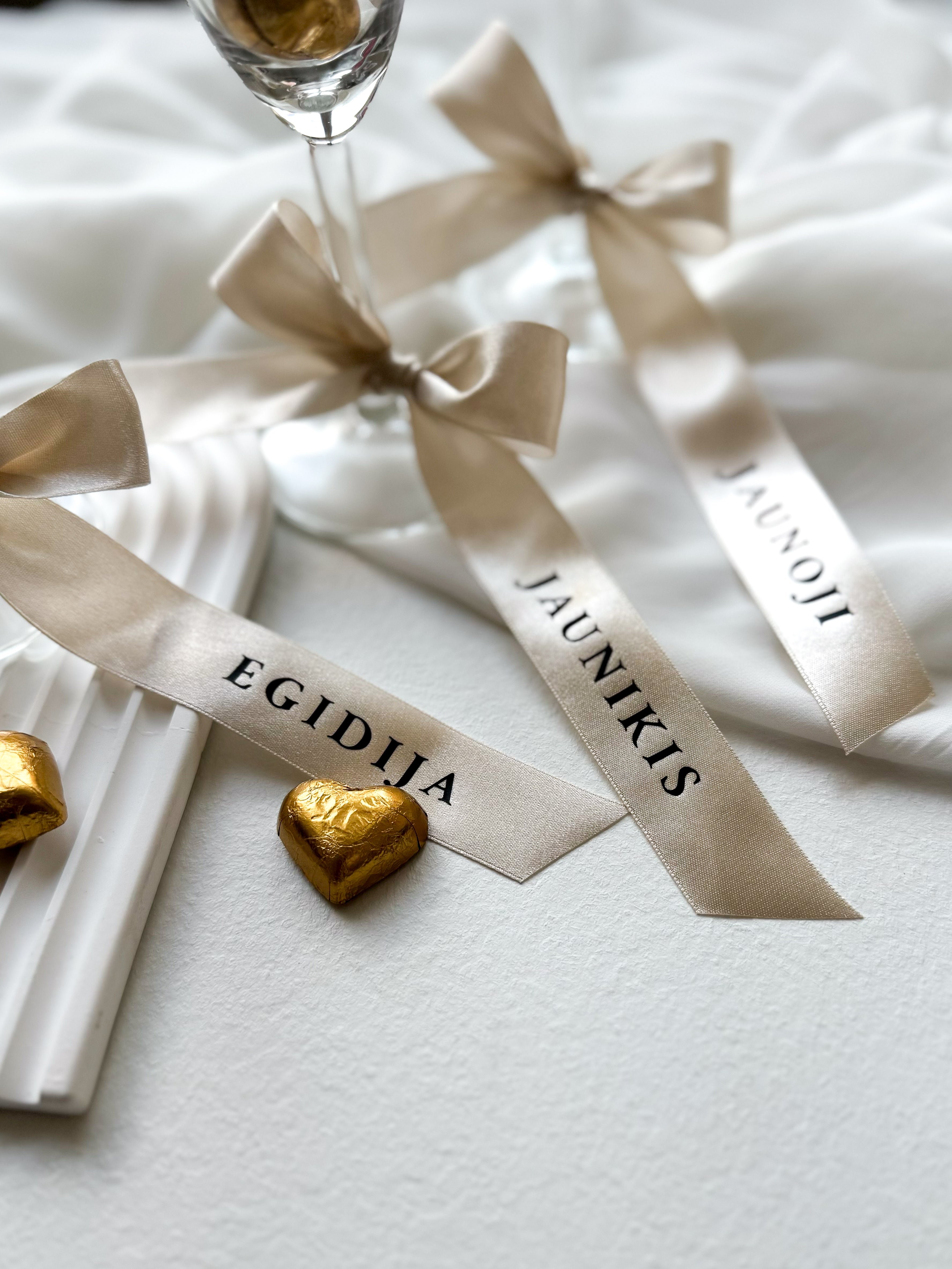 Stalo kortelės "Kaspinėlis"